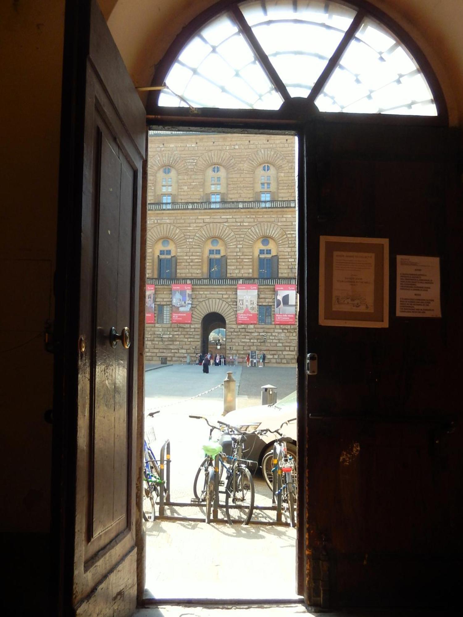 Appartement Great Location Just Infront Of Pitti Palace *